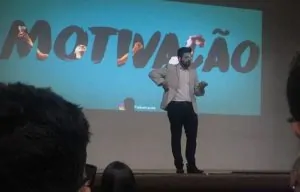 palestra-unievagelica-recebe-o-palestrante-janderson-santos