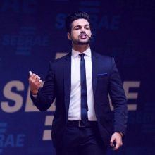 palestrante de vendas e motivação mágico janderson santos