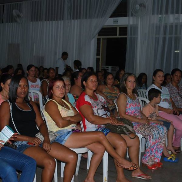 publico da palestra motivacional com janderson santos