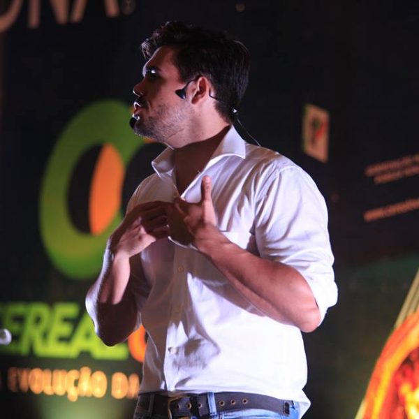 palestrante de vendas e motivação janderson santos rio verde