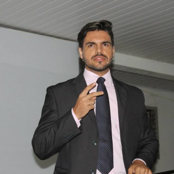 palestrante janderson santos em rolim de moura
