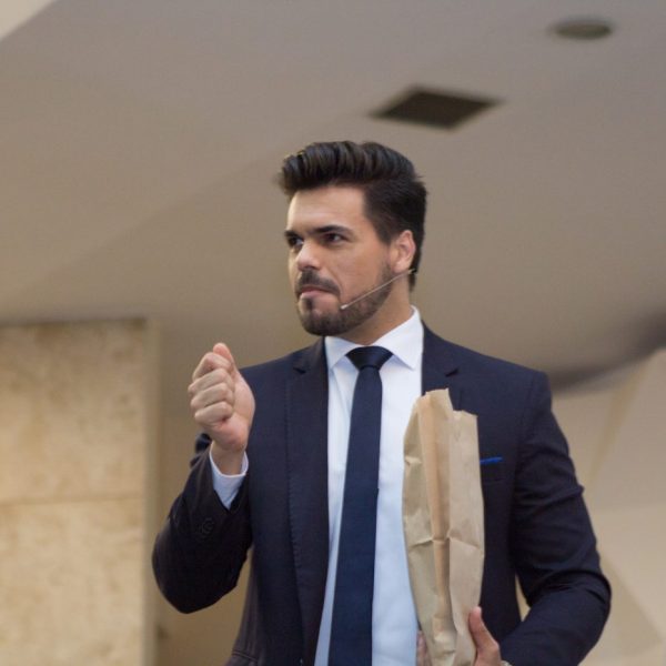 Palestrante em São paulo mágico janderson