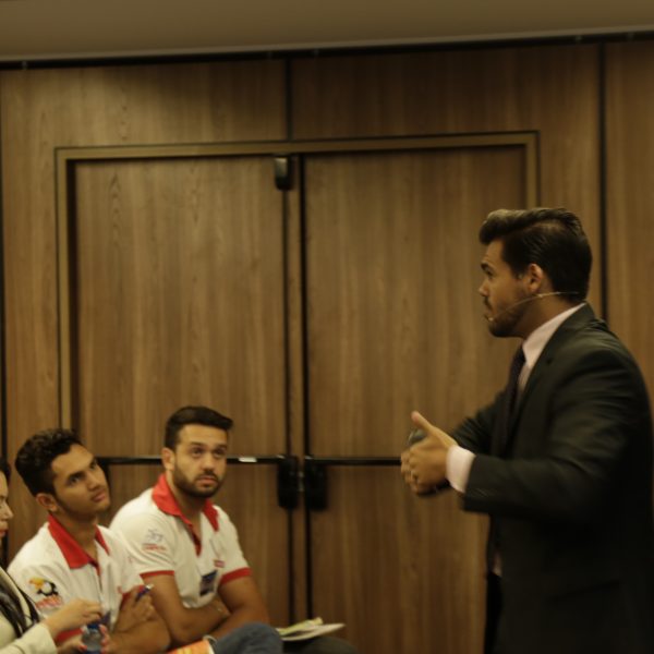 treinamento de atendimento com janderson santos