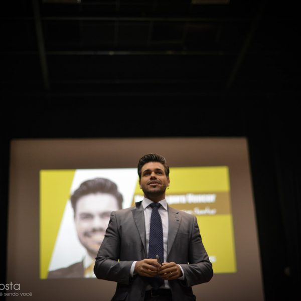 PALESTRANTE DE VENDAS E MOTIVAÇÃO PALESTRA RIO GRANDE DO SUL MONTENEGRO GOIANIA RIO VERDE