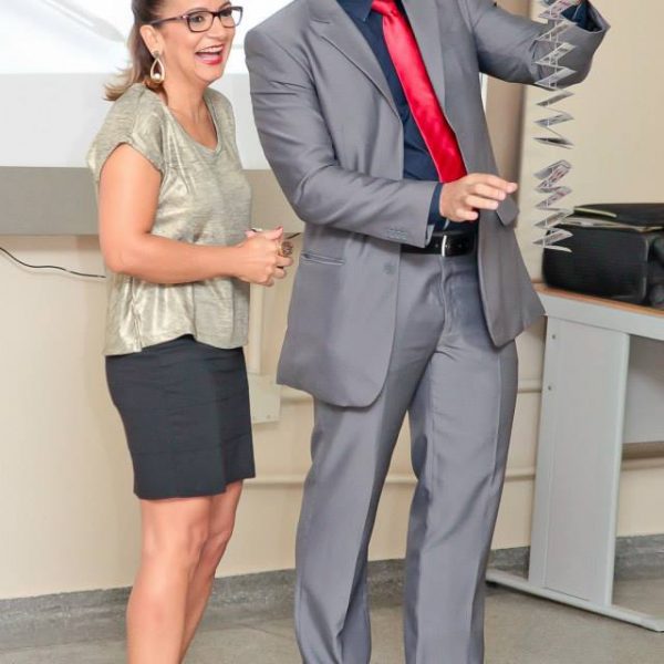 palestra para mulheres em mineiros com janderson santos