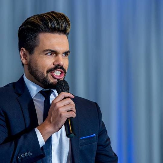 JANDERSON SANTOS PALESTRANTE DE VENDAS E MOTIVAÇÃO EM SÃO PAULO CONGRESSO KLA