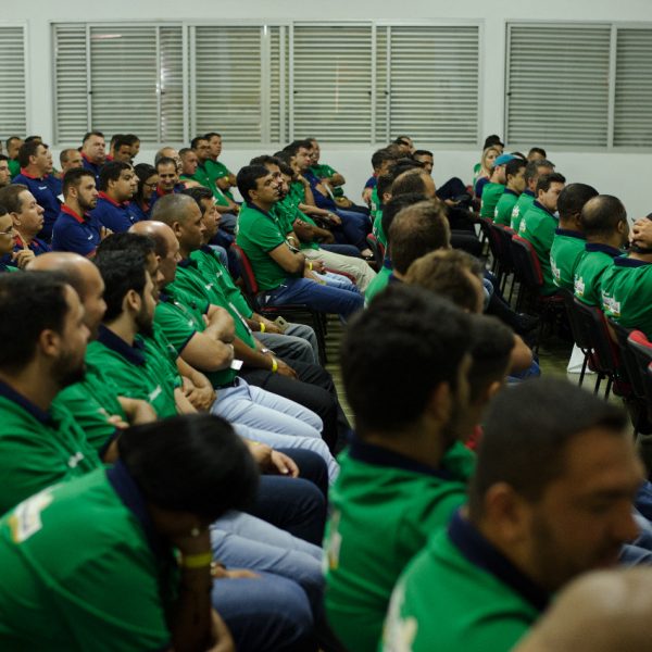 o maior especialista em vendas e motivação de equieps comerciais do pais janderson santos o maior especialista em vendas e motivação de equieps comerciais do pais janderson santos