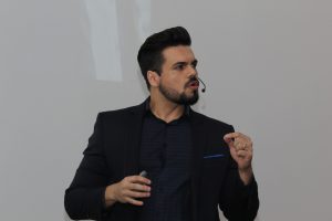 melhor palestrante do brasil janderson santos vendas e motivação