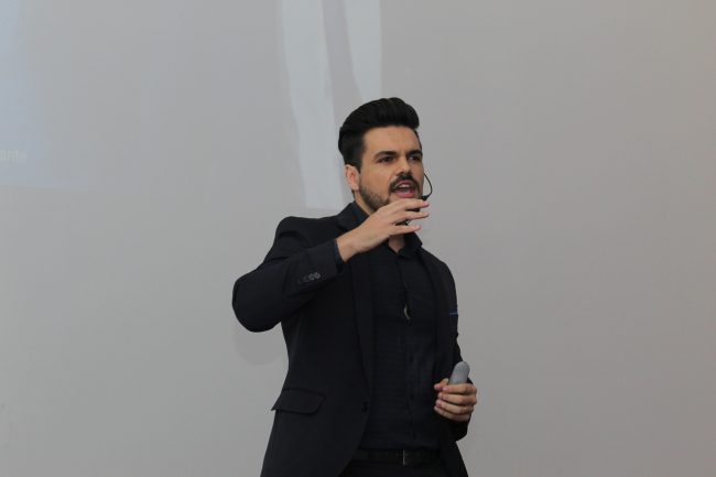 melhor palestrante do brasil treinamento de vendas expert com janderson santos um dos melhores palestrantes do Brasil, janderson santos vendas e motivação