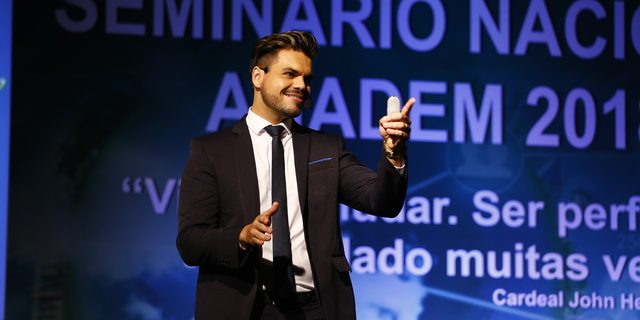 um dos maiores e melhores palestrantes do Brasil janderson santos vendas e motivação máxima um dos maiores e melhores palestrantes do Brasil janderson santos vendas e motivação máxima