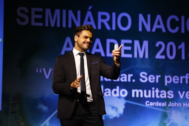 um dos maiores e melhores palestrantes do Brasil janderson santos vendas e motivação máxima