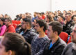 Janderson Santos, o Mago das Vendas, palestrante de vendas em um evento