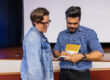 Janderson Santos, o Mago das Vendas, palestrante de vendas em um evento