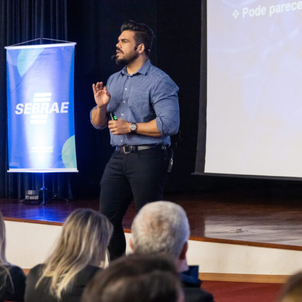 Palestrante Janderson Santos em quedas do iguaçu - paraná