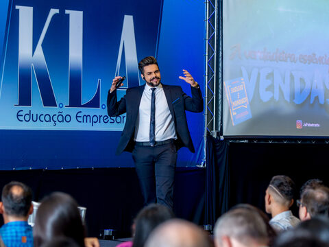 palestrante de vendas com janderson santos kla são paulo congresso de vendas