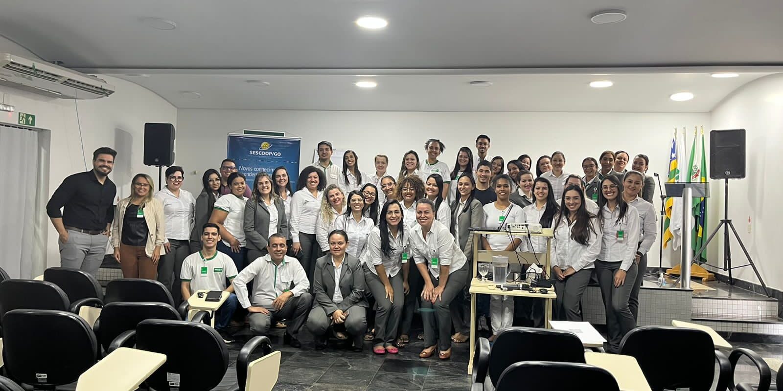 Inteligência Emocional nas Vendas: Palestra Transformadora na Convenção UNIMED Rio Verde com Janderson Santos Inteligência Emocional nas Vendas: Palestra Transformadora na Convenção UNIMED Rio Verde com Janderson Santos