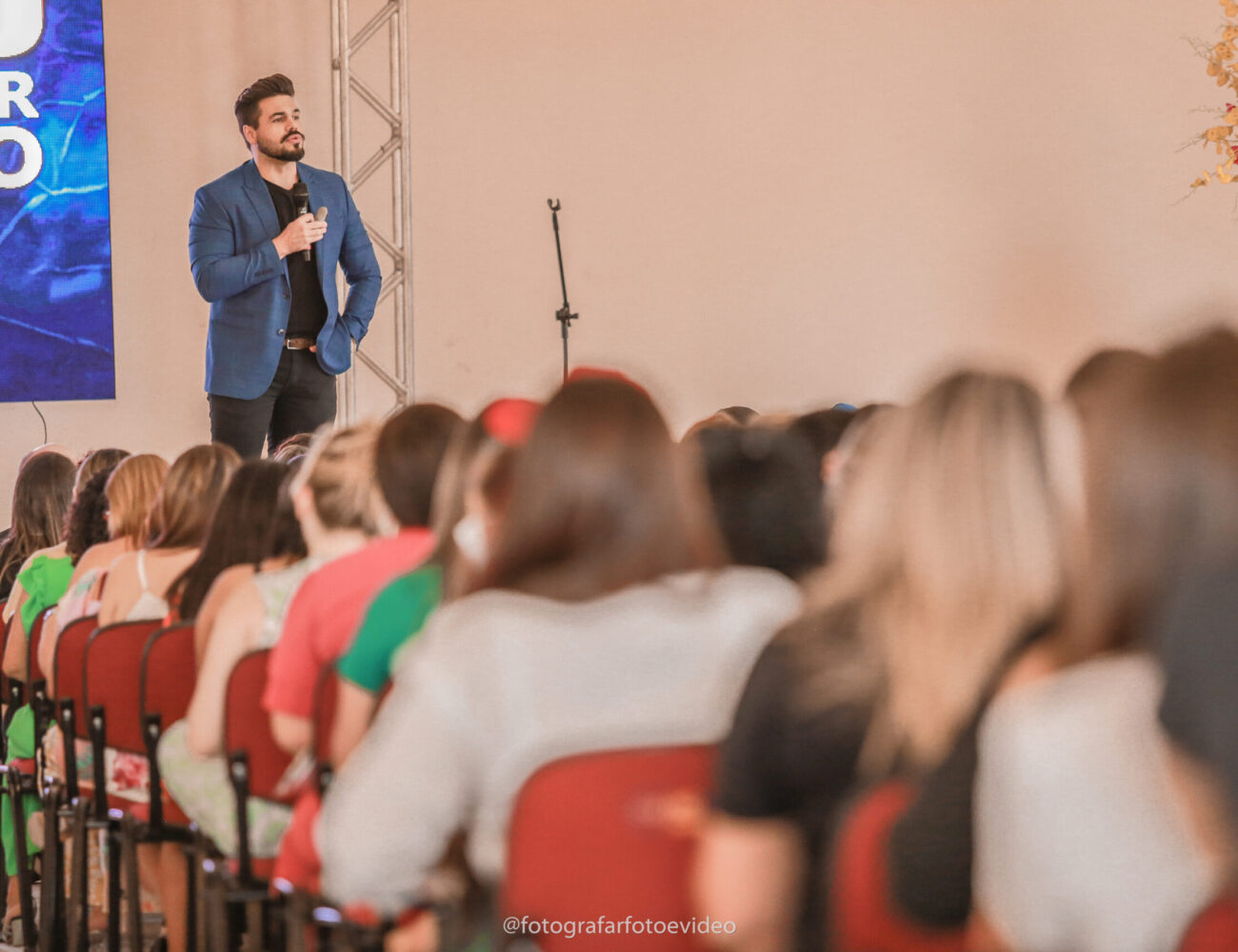 Palestrante de motivacao para professores semana pedagógica