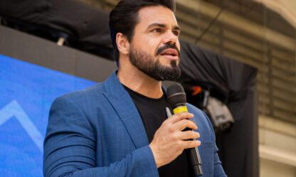 Summit empresarial com Janderson Santos - o mago das vendas. treinamento para empresarios