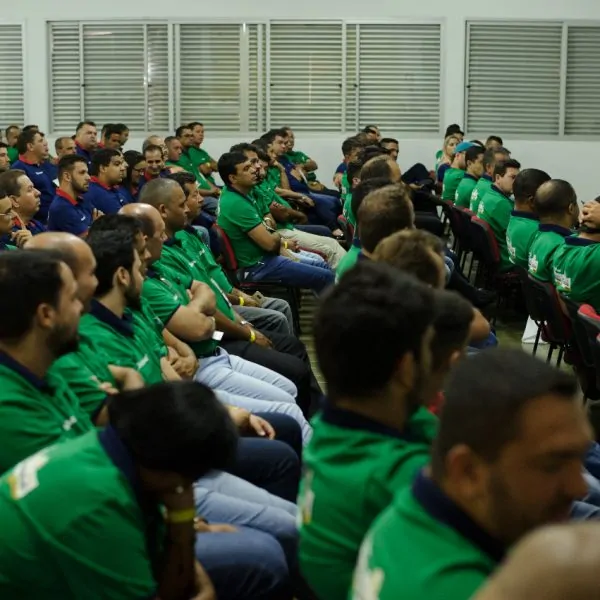 o maior especialista em vendas e motivação de equieps comerciais do pais janderson santos o maior especialista em vendas e motivação de equieps comerciais do pais janderson santos