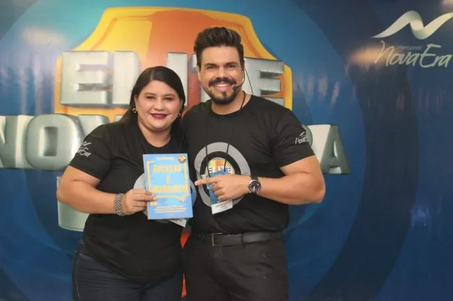 palestrante de vendas em Manaus com livro Sucesso é Mandioca um dos melhores palestrantes do Brasil Janderson Santos vendas em Manaus com livro Sucesso é Mandioca