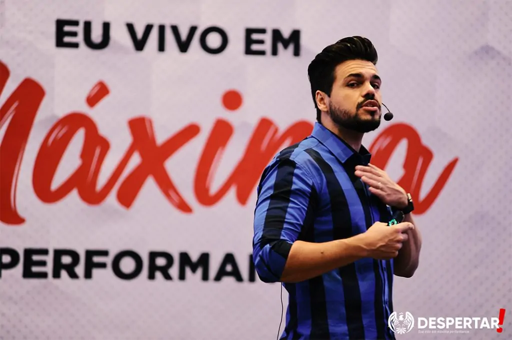 melhor palestrante do brasil janderson santos no treinamento despertar