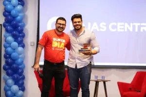 Janderson santos realiza palestra em goias