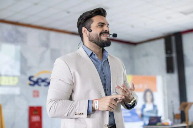 Palestrante Motivação e Vendas. Top 1 do Brasil, Janderson Santos – “O Mago das Vendas” Palestrante Motivação e Vendas. Top 1 do Brasil, Janderson Santos - "O Mago das Vendas"