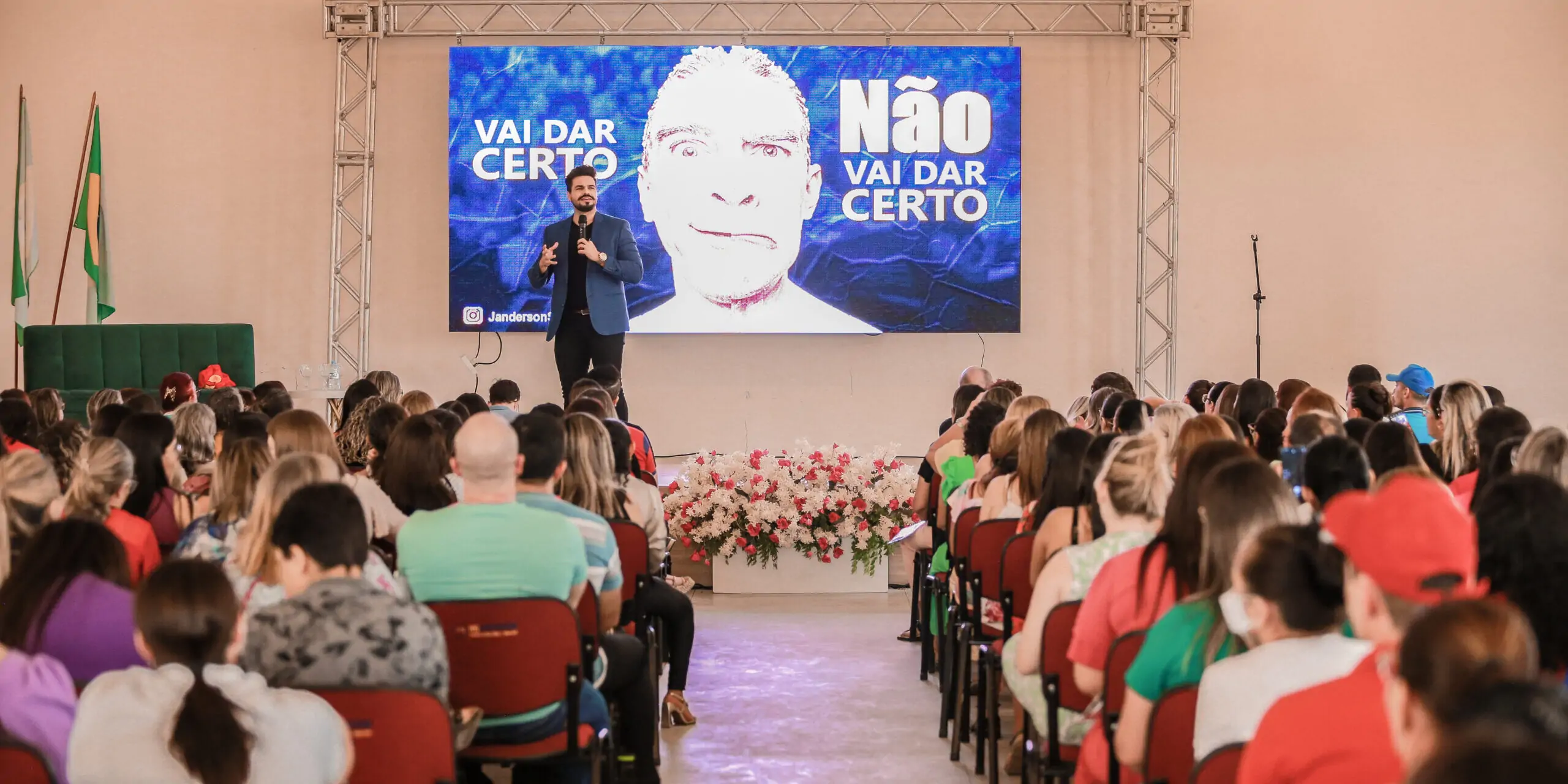 Palestrante Motivacional Janderson Santos “O Mago das Vendas” Top 1 do Brasil Palestrante Motivacional Janderson Santos "O Mago das Vendas" Top 1 do Brasil