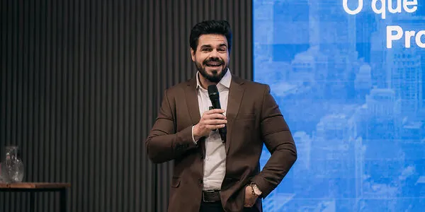 O Melhor Palestrante de Vendas do Brasil é Janderson Santos “O Mago das Vendas” O Melhor Palestrante de Vendas do Brasil é Janderson Santos "O Mago das Vendas"
